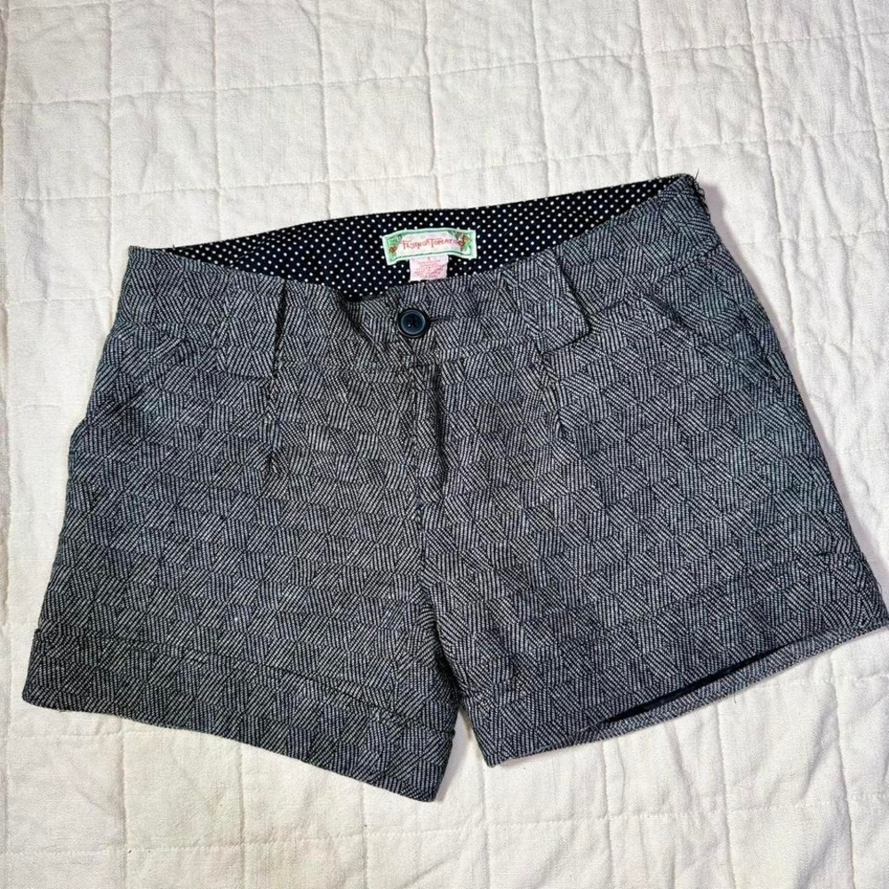 Flying Tomato Gray Patterned Tailored Shorts – Women's S